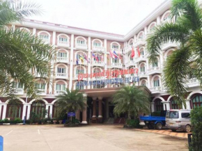 Roung Nakhone Vang Vieng Hotel